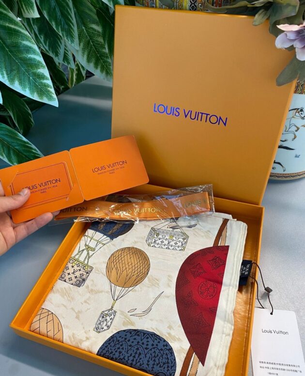 LV İthal Kutulu +% 100 İpek 12 mm Eşarp - Bej