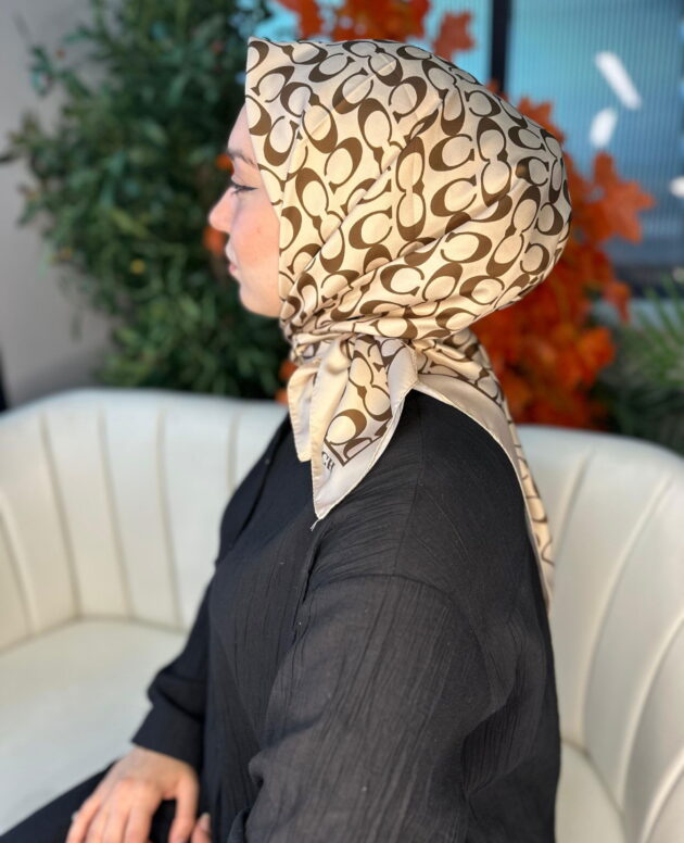 Coach Desen Vual İpek Eşarp-86826-Latte