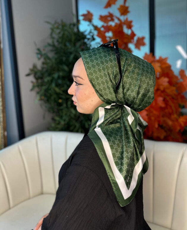 Gucci Desen Vual İpek Eşarp-6204527-Haki