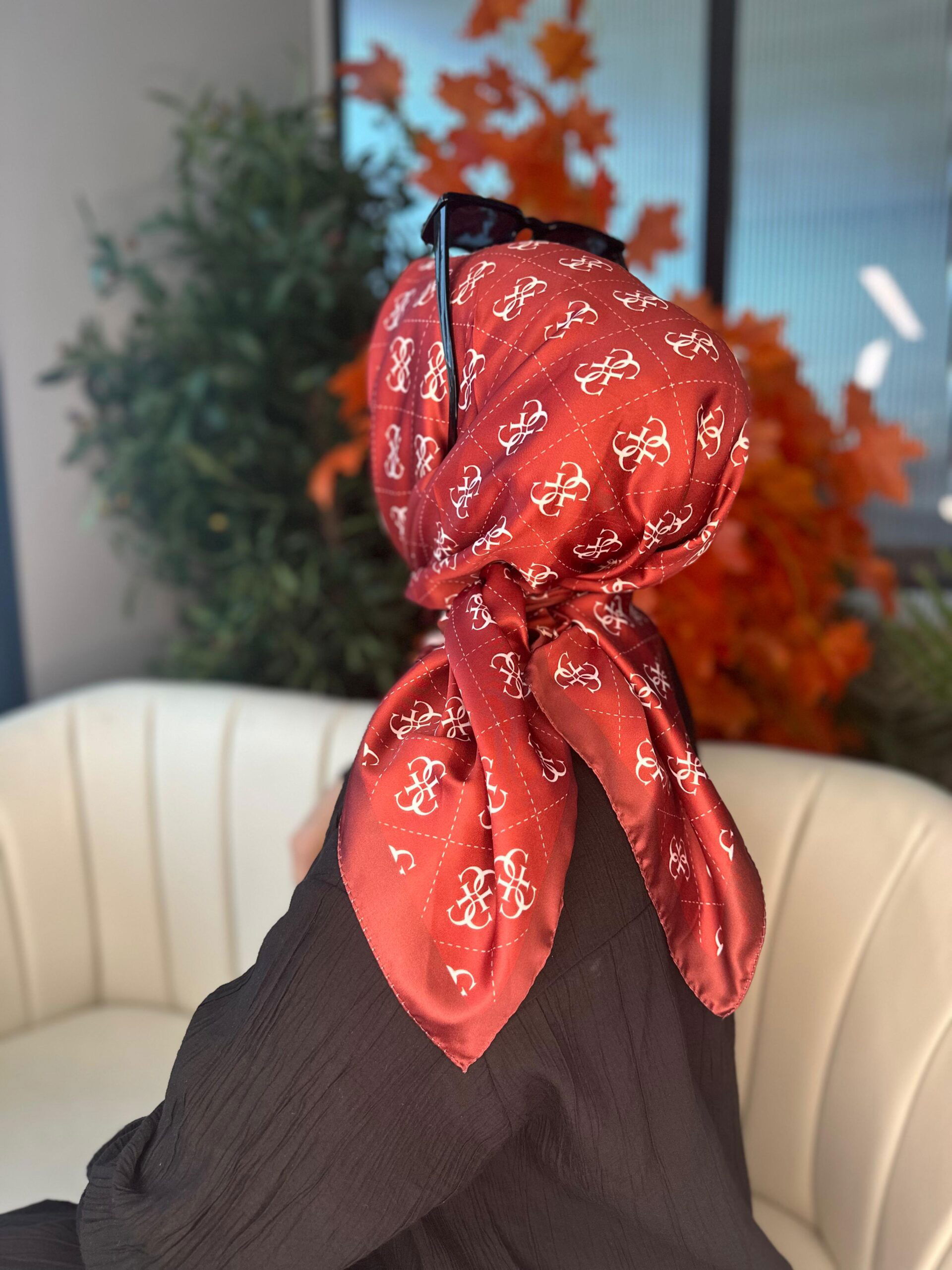 Guess Desen Vual İpek Eşarp-6204527-Kırmızı