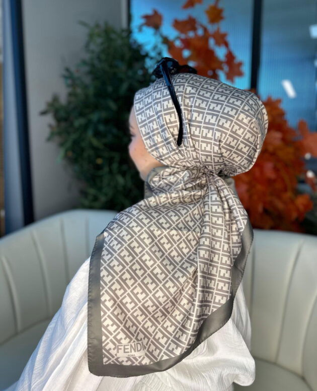 Fendi Desen Vual İpek Eşarp-6204527-Gri