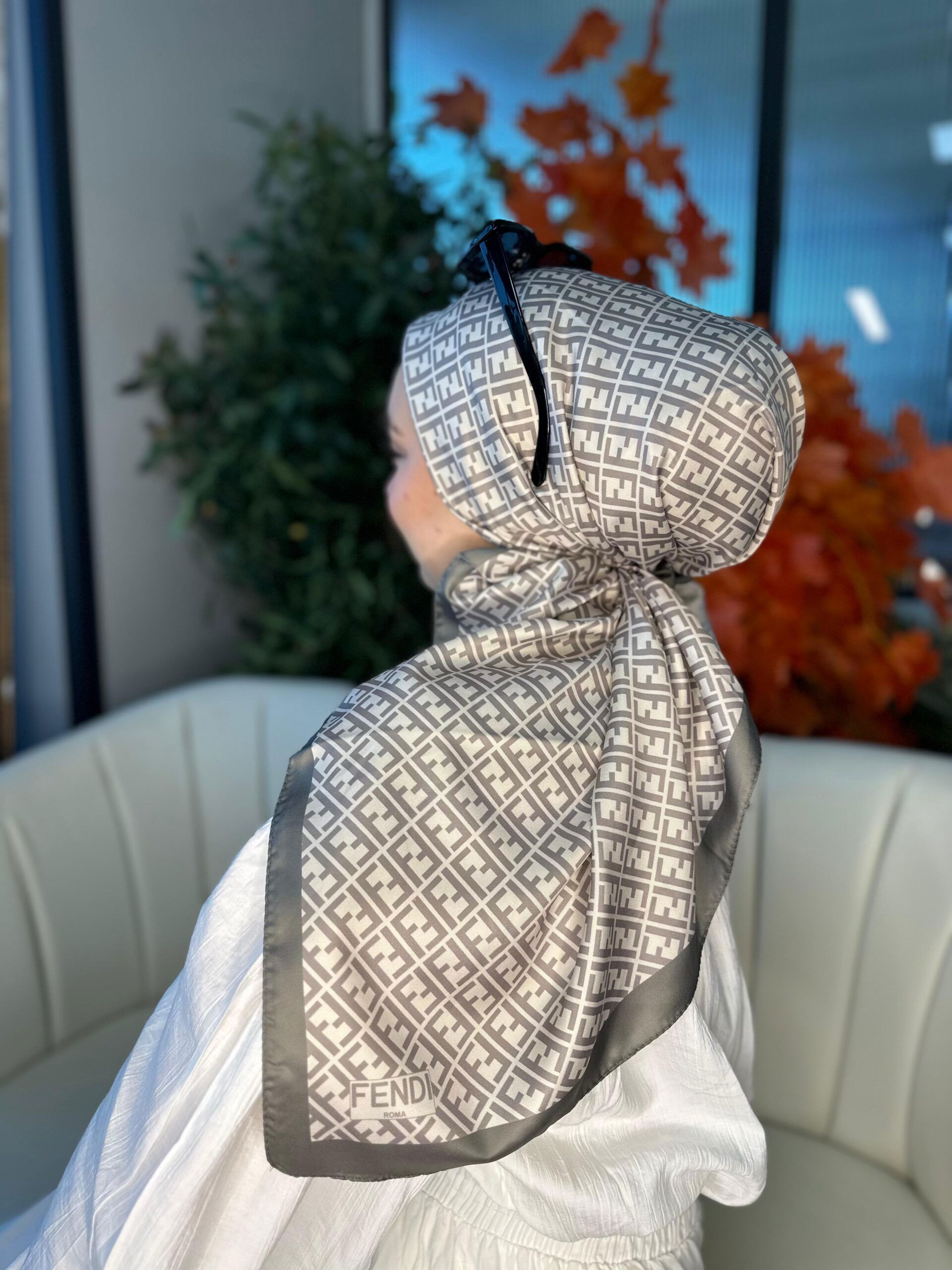 Fendi Desen Vual İpek Eşarp-6204527-Gri