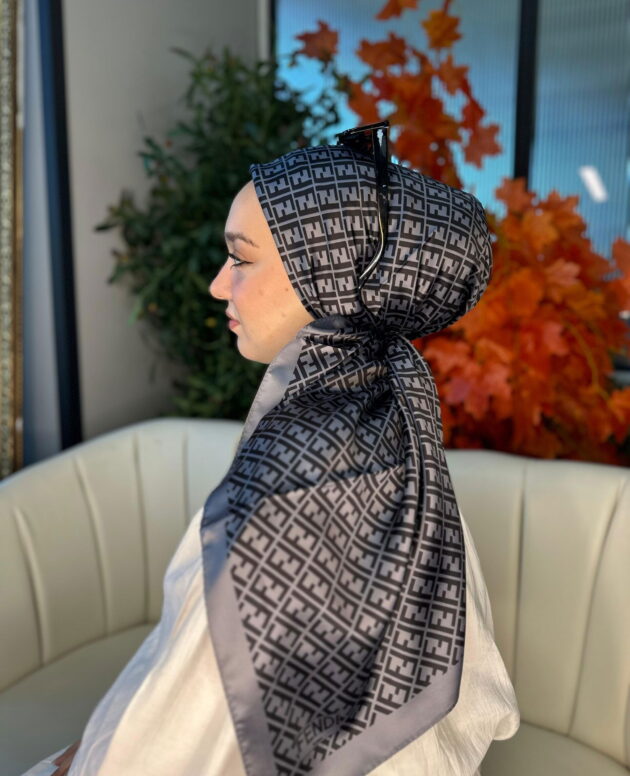 Fendi Desen Vual İpek Eşarp-6204527-Antrasit