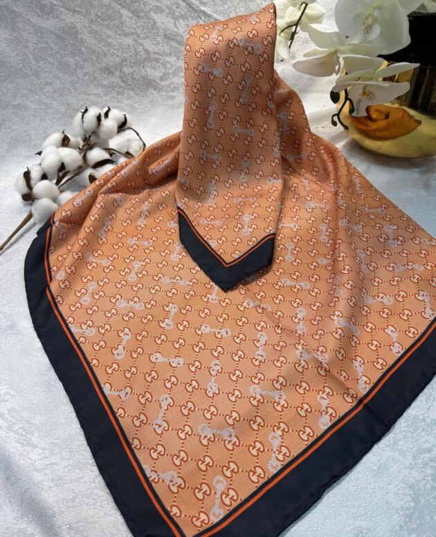 Gucci Desen Marka Eşarp - 62268 - Karamel