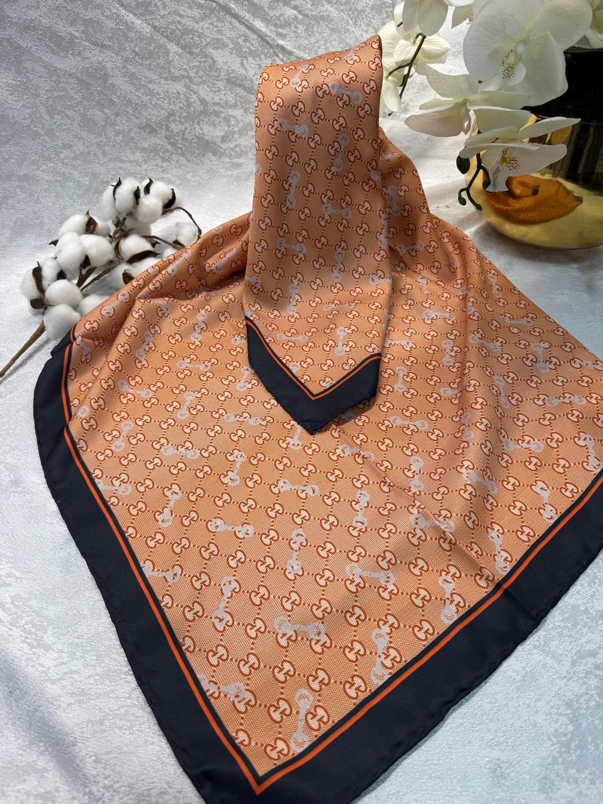 Gucci Desen Marka Eşarp - 62268 - Karamel