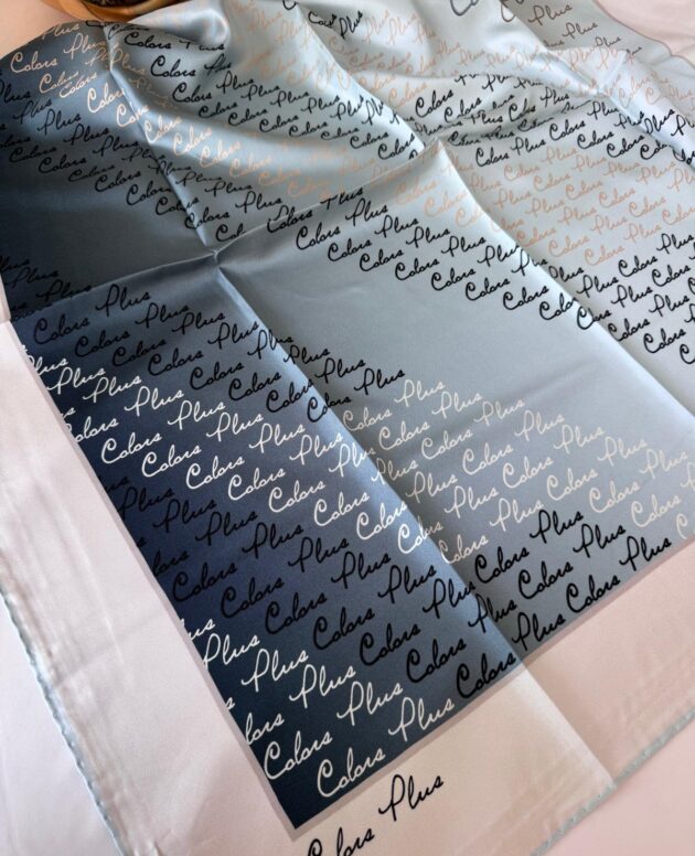 COLOR PLUS YAZILI &100 İPEK EŞARP 145631- GÖK YÜZÜ